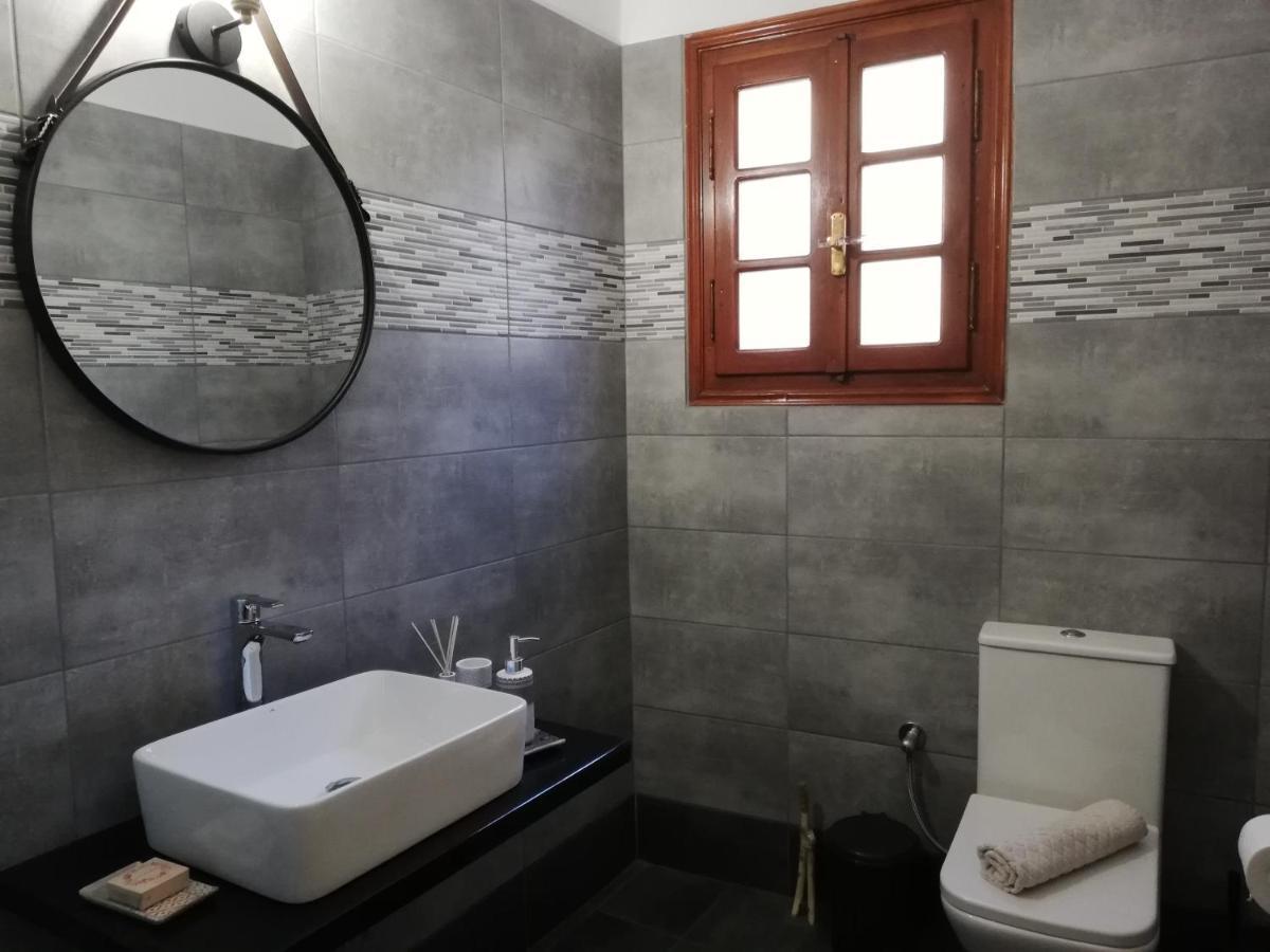 Gabriel Residence Kardhakata Bagian luar foto